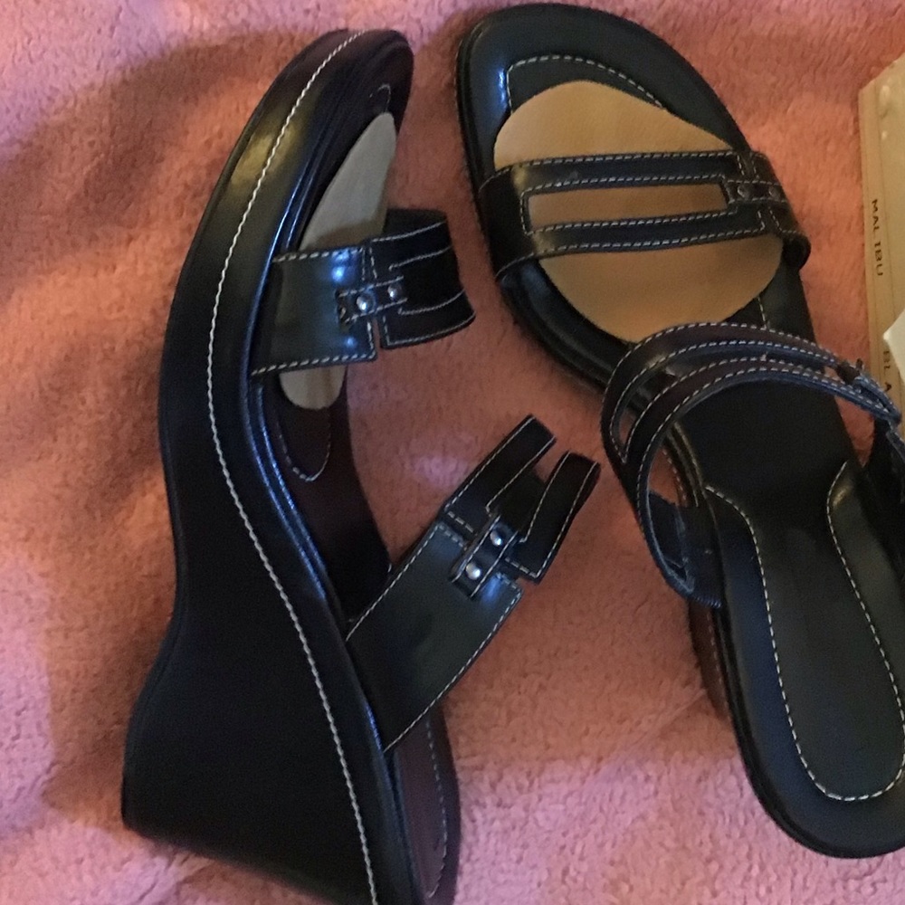 Wedge sandals.